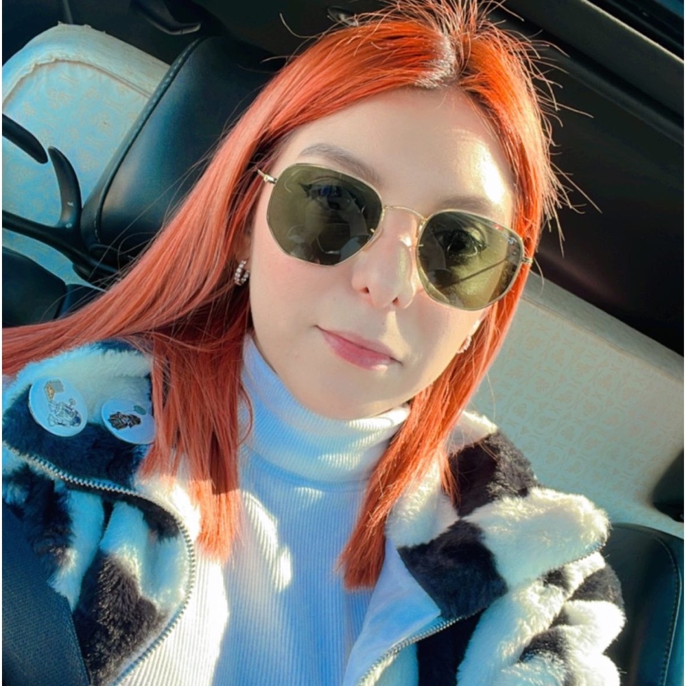 Meet your Posher, Keissy